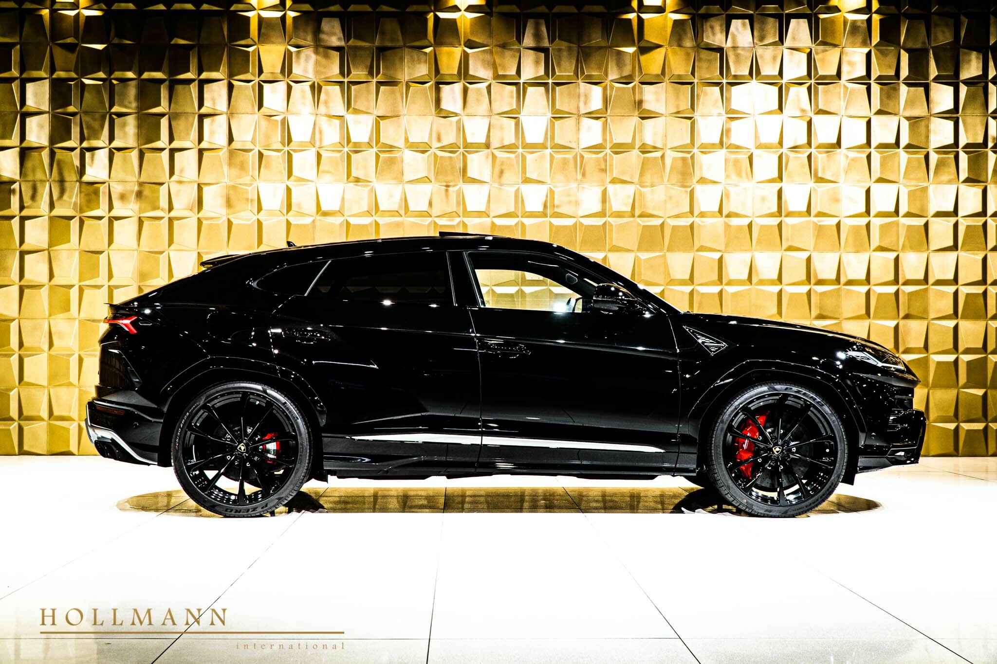 2021 Lamborghini Urus, 8/19