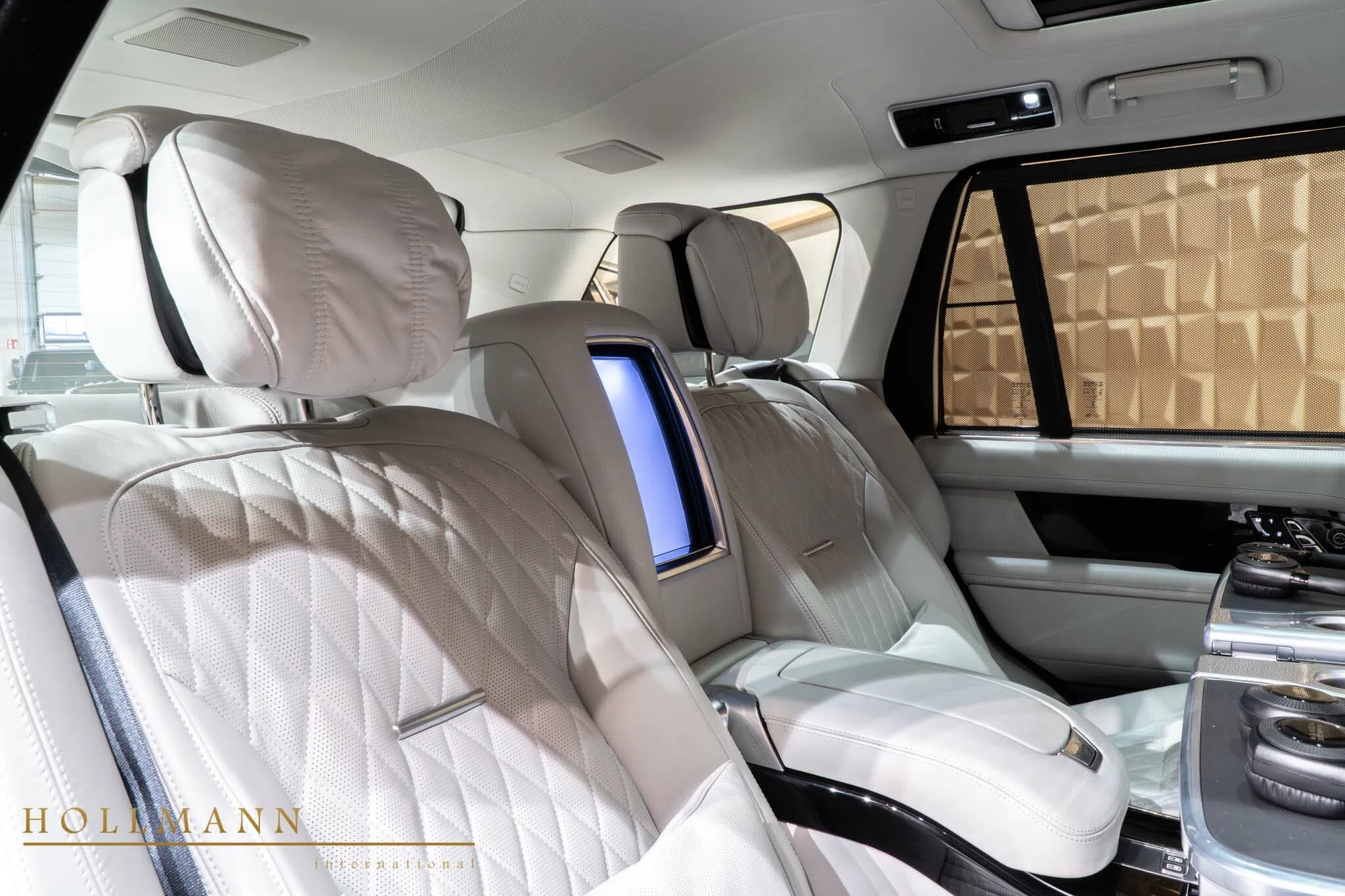 2021 Land Rover Range Rover 5.0 LWB SV-AUTOBIOGRAPHY interior, seats, Navy and Cirrus Leather
