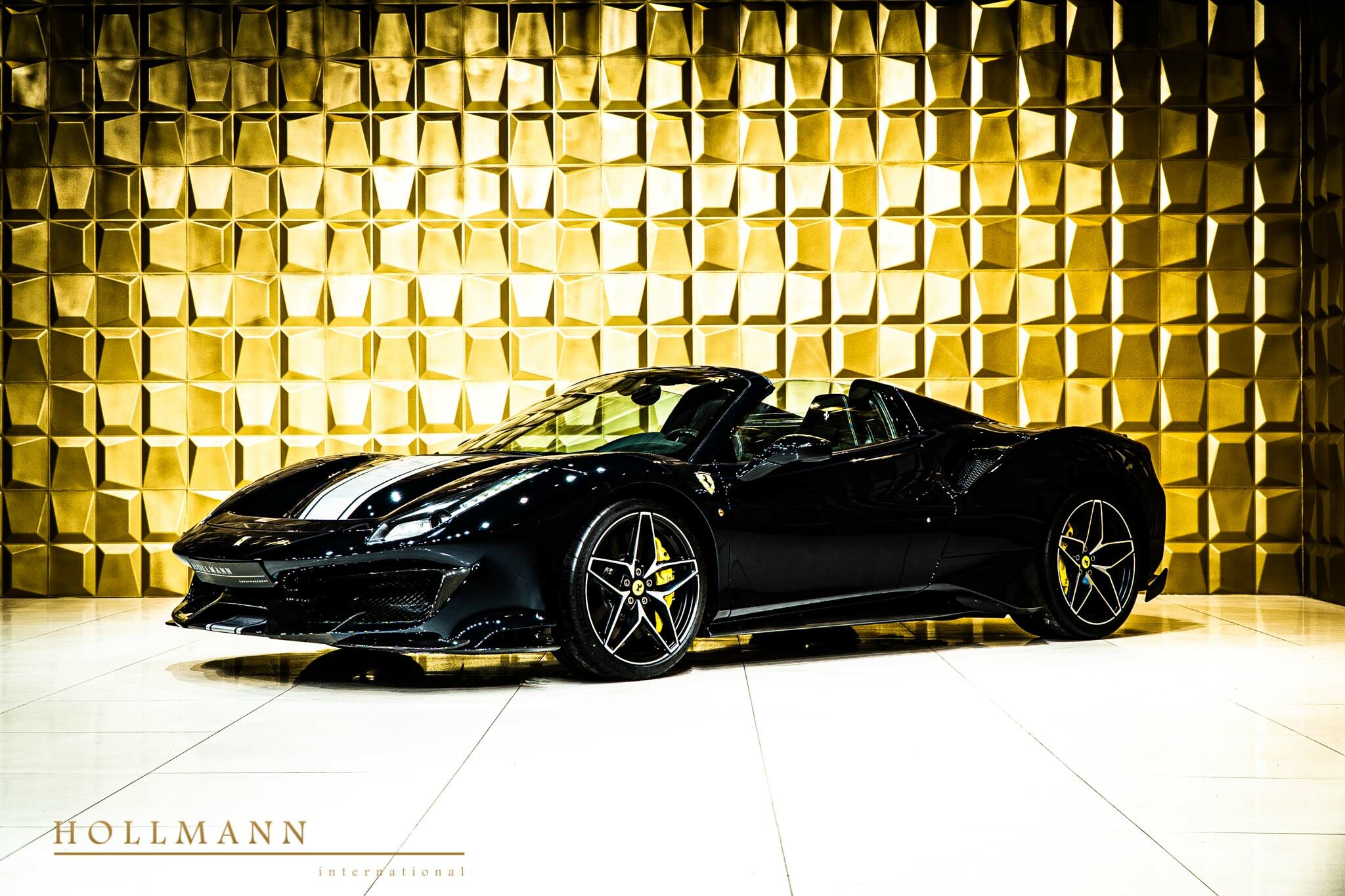 2020 Ferrari 488 Pista Spider, 2/20