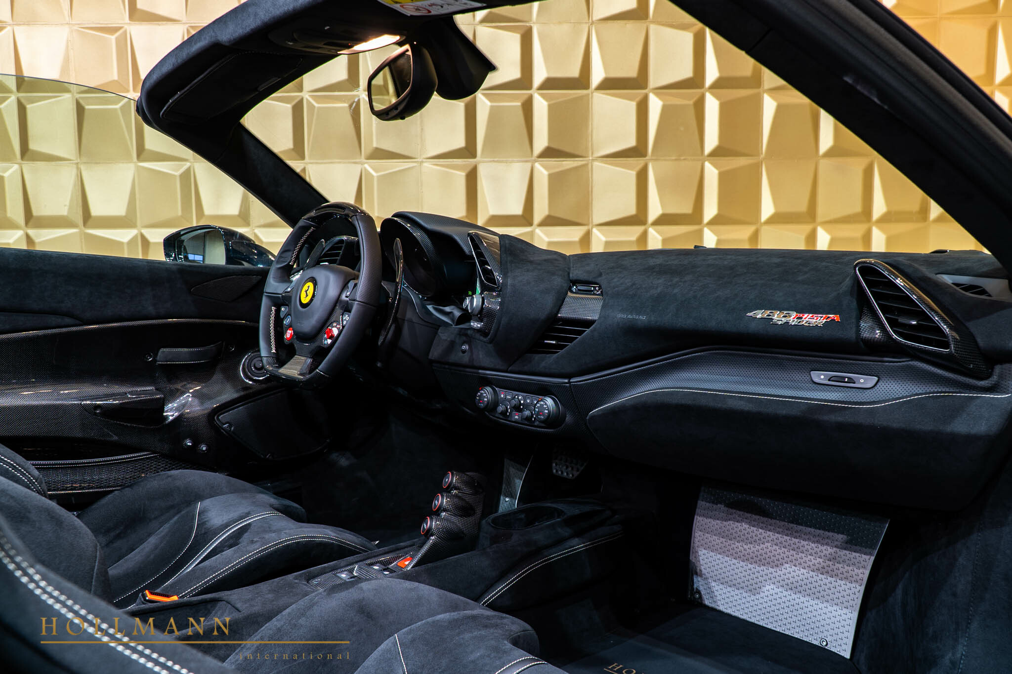 2020 Ferrari 488 Pista Spider, 16/20
