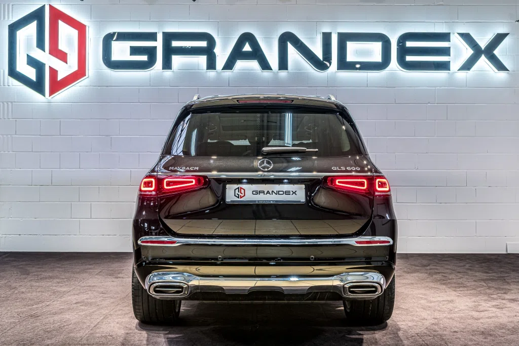 2021 Mercedes-Maybach GLS 600 4Matic, rear three-quarter view