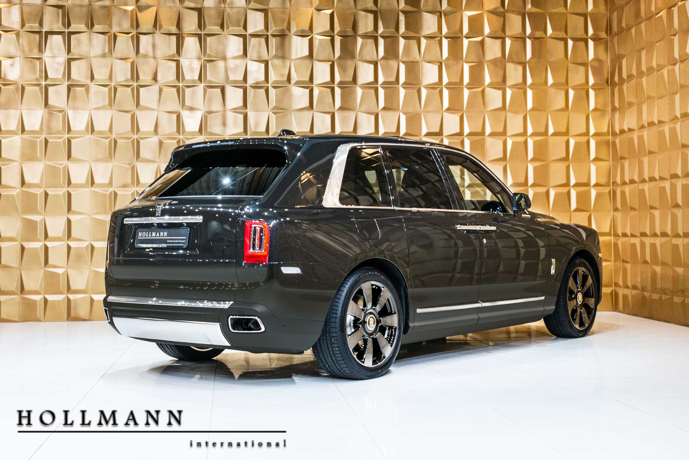 2019 Rolls-Royce Cullinan, 6/17