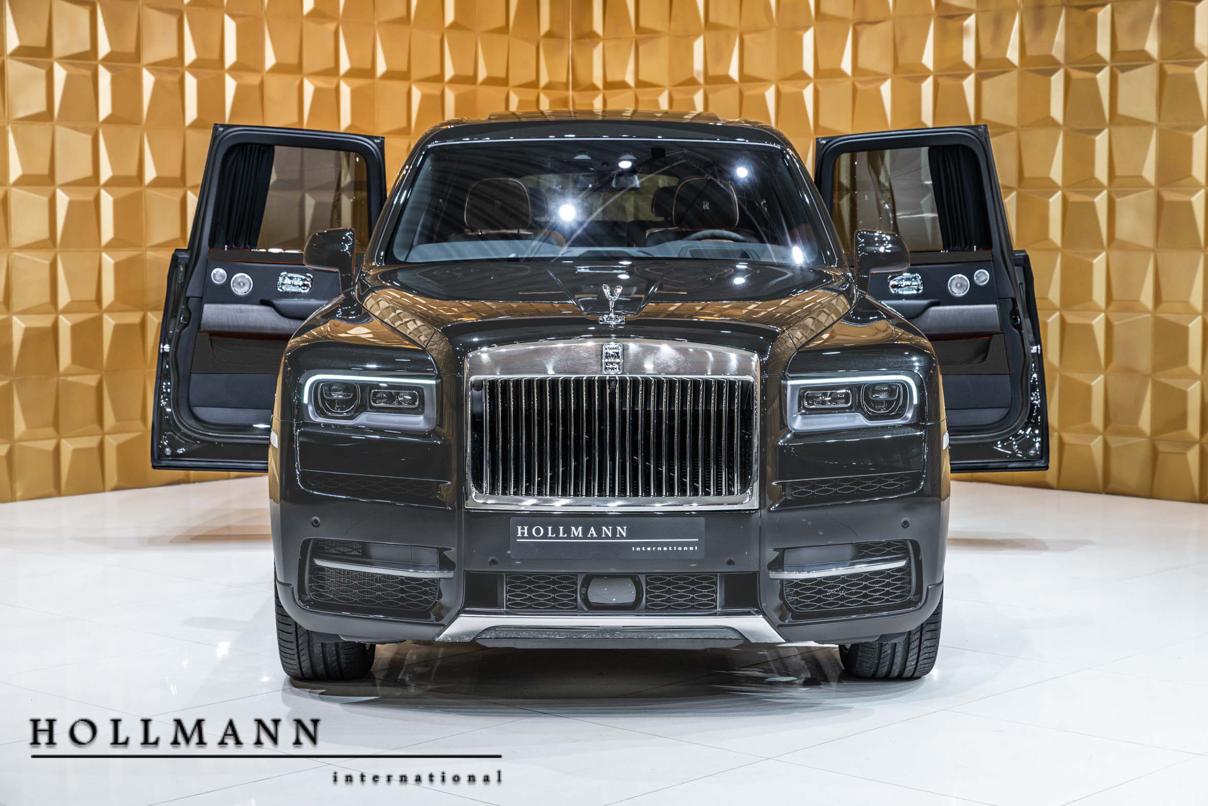 2019 Rolls-Royce Cullinan, 8/17