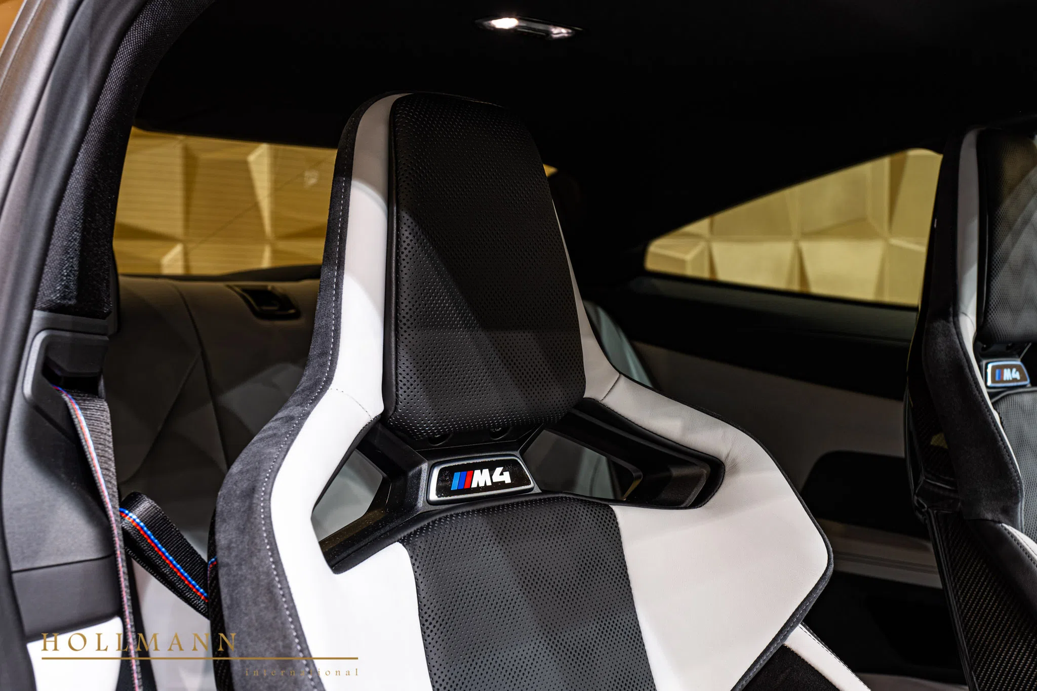 2021 BMW M4 Competition Coupe interior, seats, X3IA Merino / Silverstone / Black