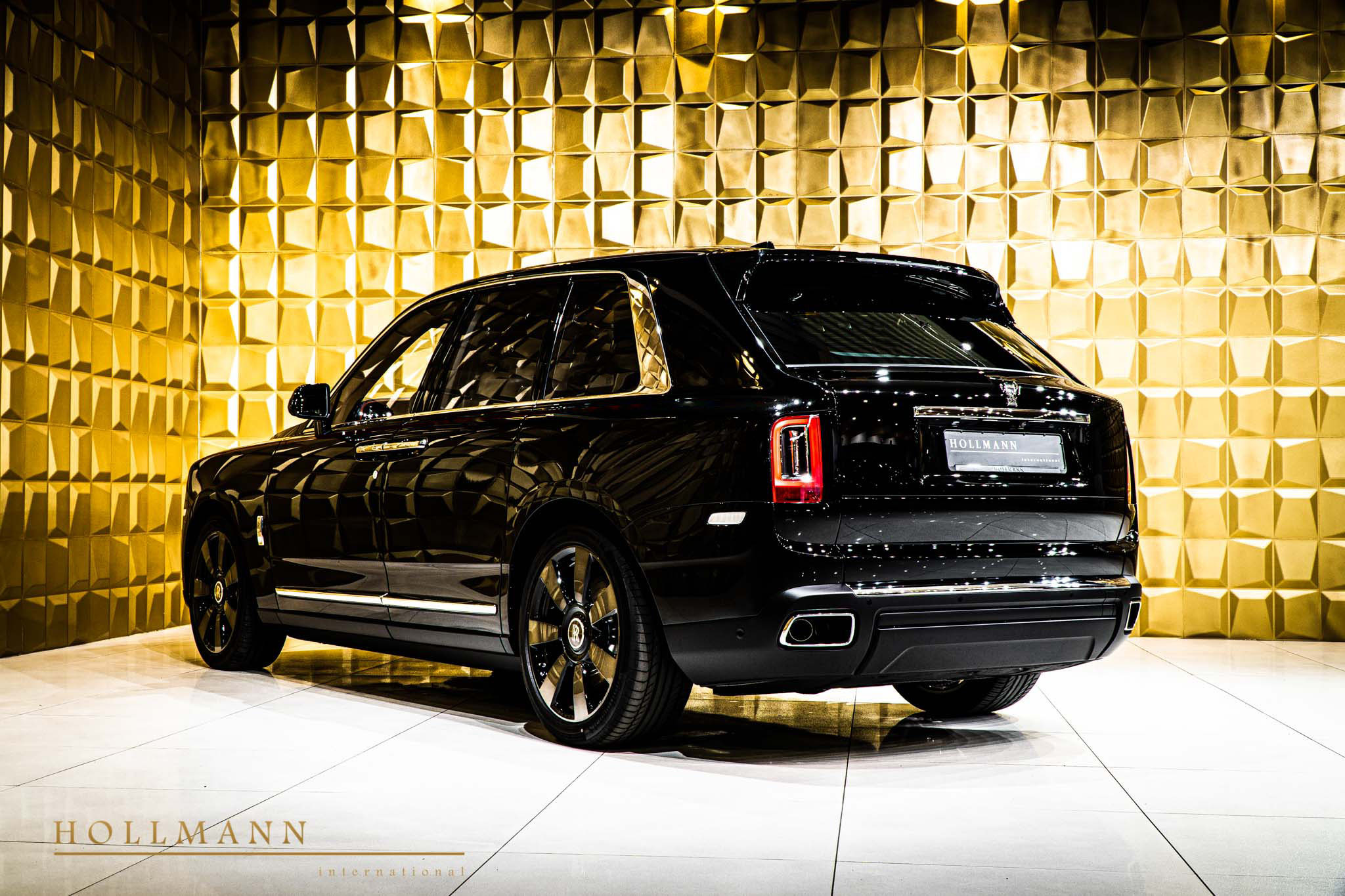 2021 Rolls-Royce Cullinan, 4/16
