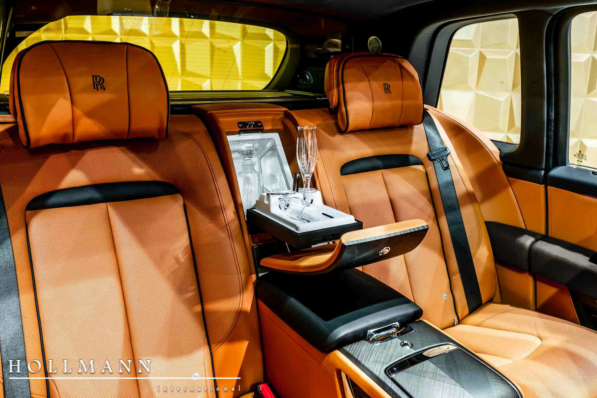 2021 Rolls-Royce Cullinan, 11/16
