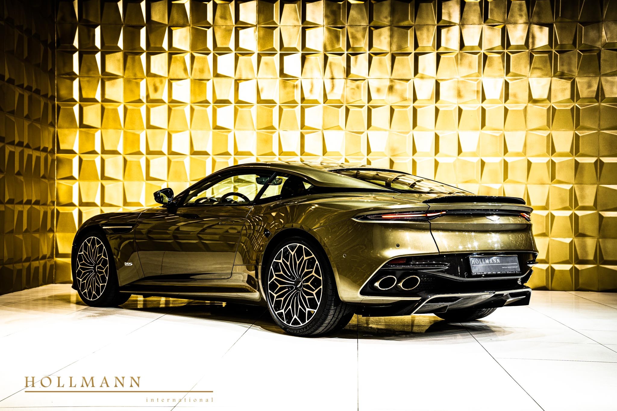 2020 Aston Martin DBS Superleggera Special Edition, 2/20