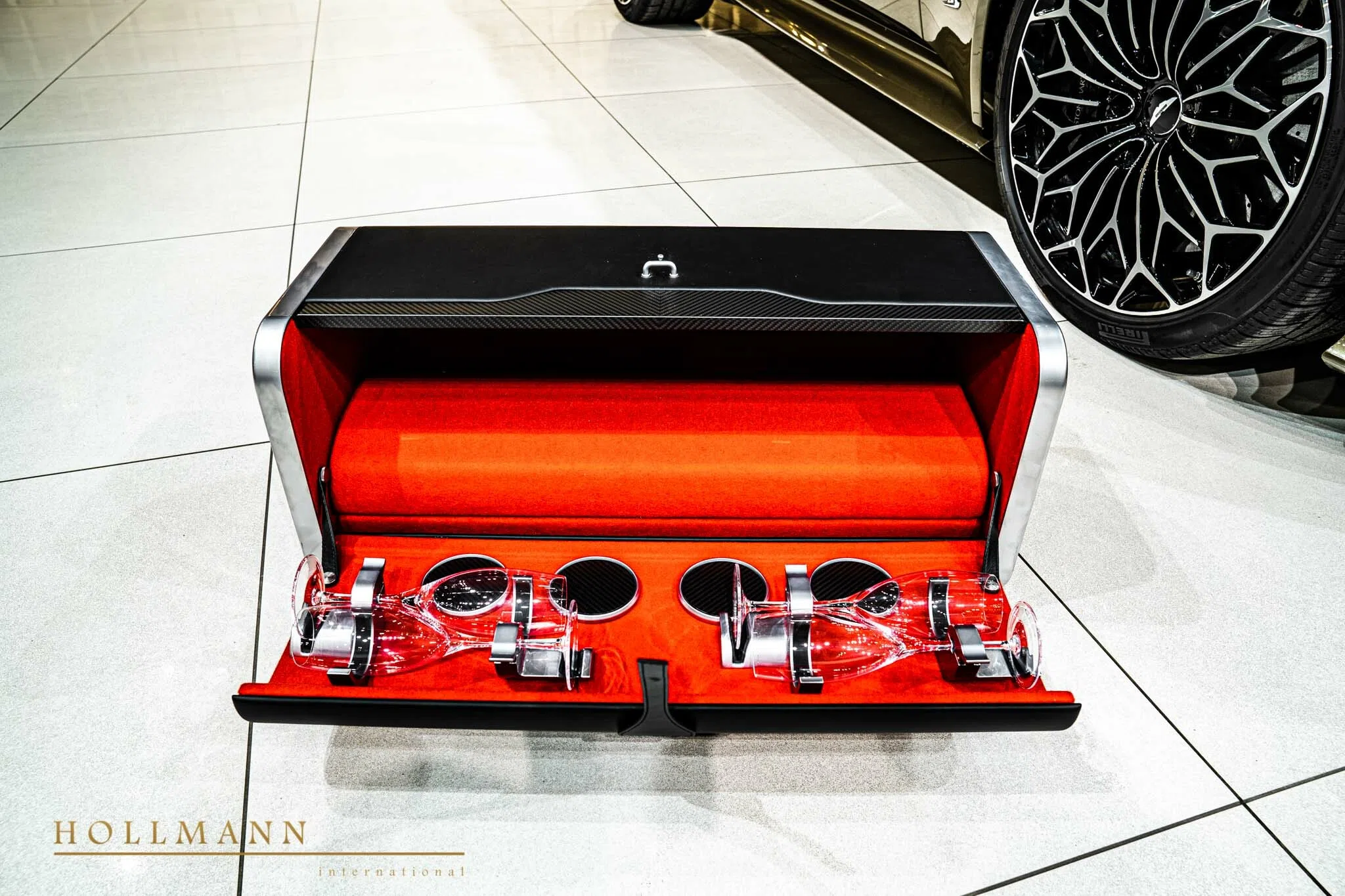 2020 Aston Martin DBS Superleggera Special Edition trunk