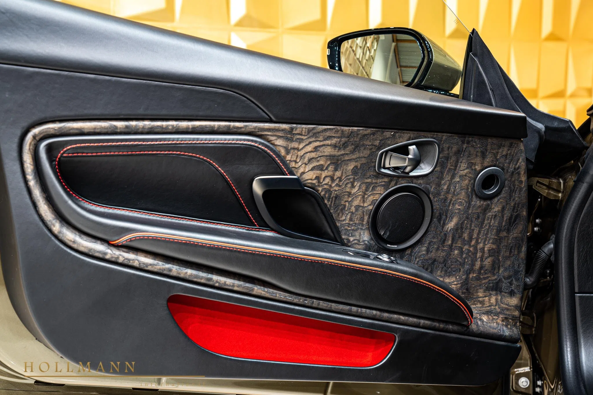 2020 Aston Martin DBS Superleggera Special Edition interior, door panel, Contemporary All Pure Black CI-27