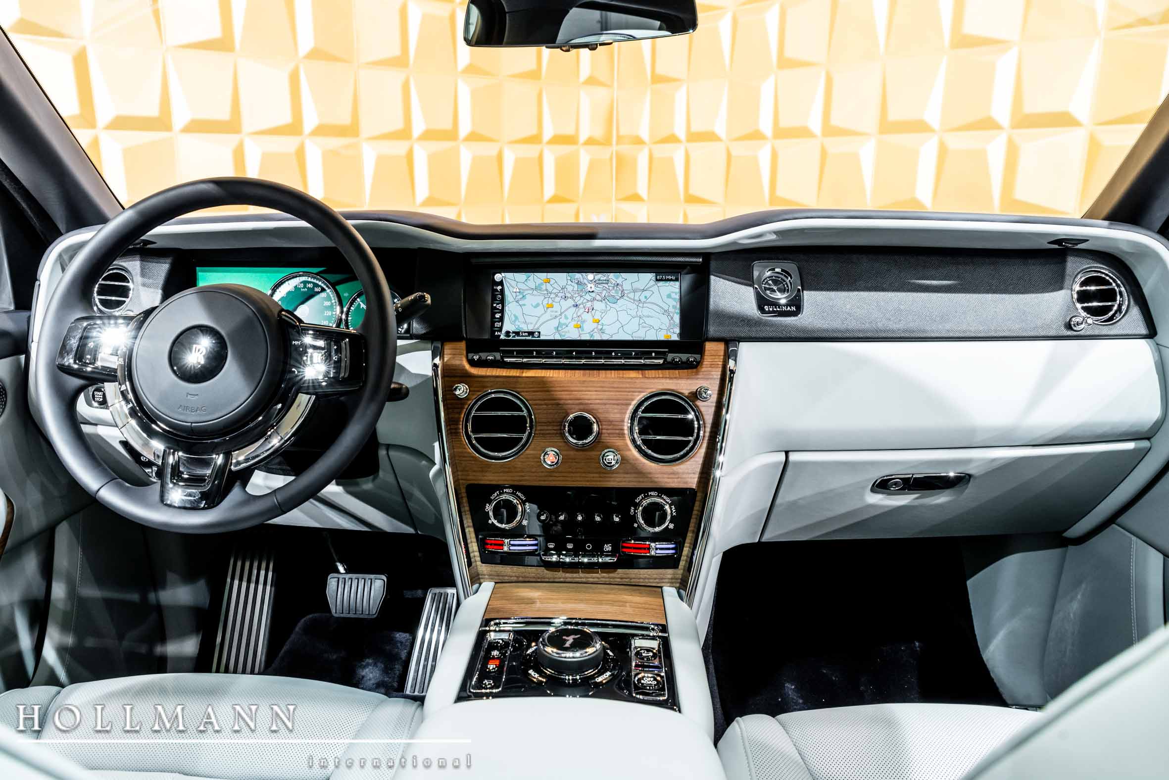 2019 Rolls-Royce Cullinan, 15/20