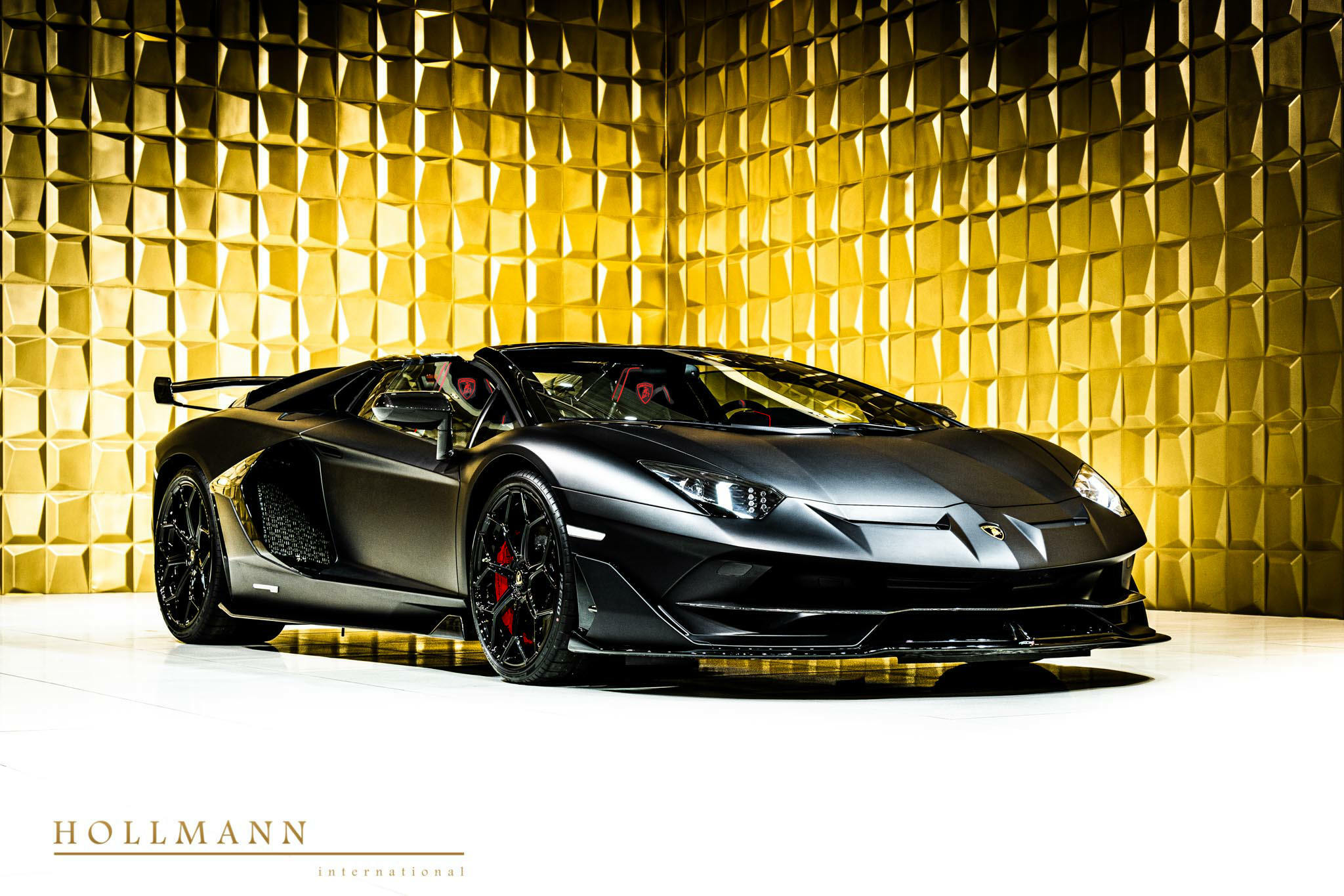 2021 Lamborghini Aventador SVJ Roadster