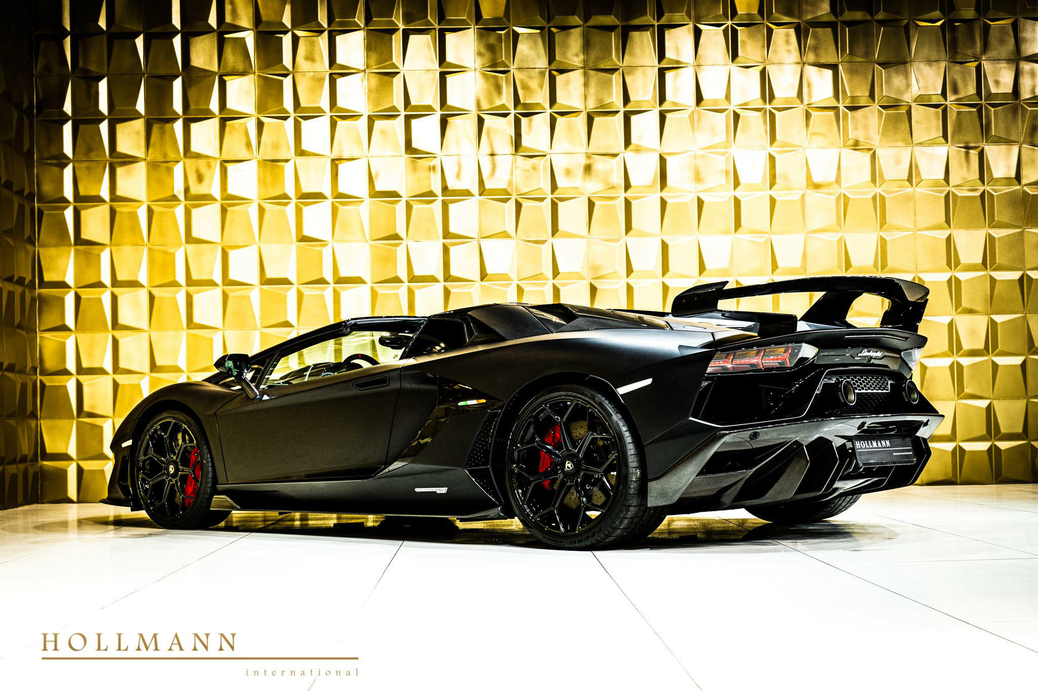 2021 Lamborghini Aventador SVJ Roadster, 6/20