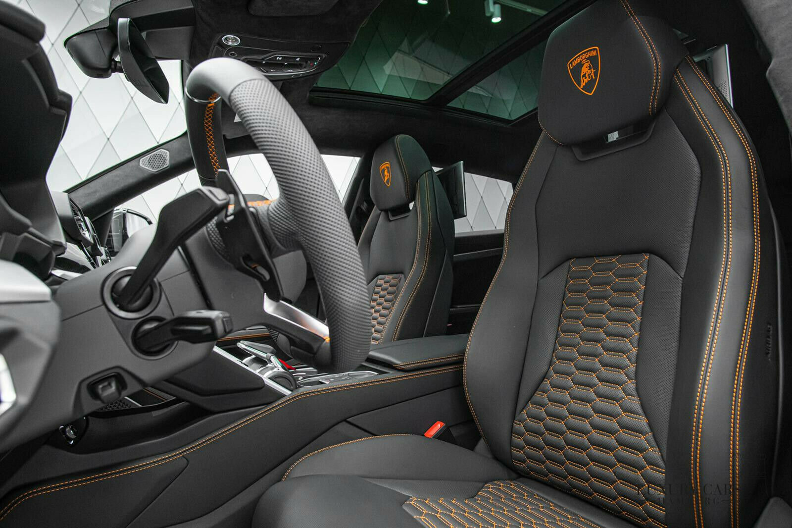 2020 Lamborghini Urus, 7/15