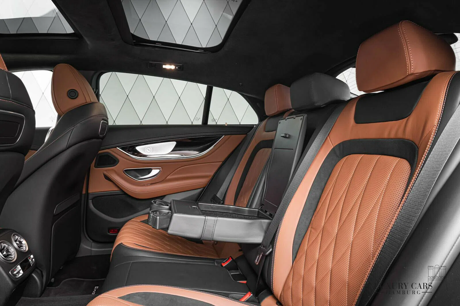 2022 BRABUS GT 700 interior, seats, Grau Metallic