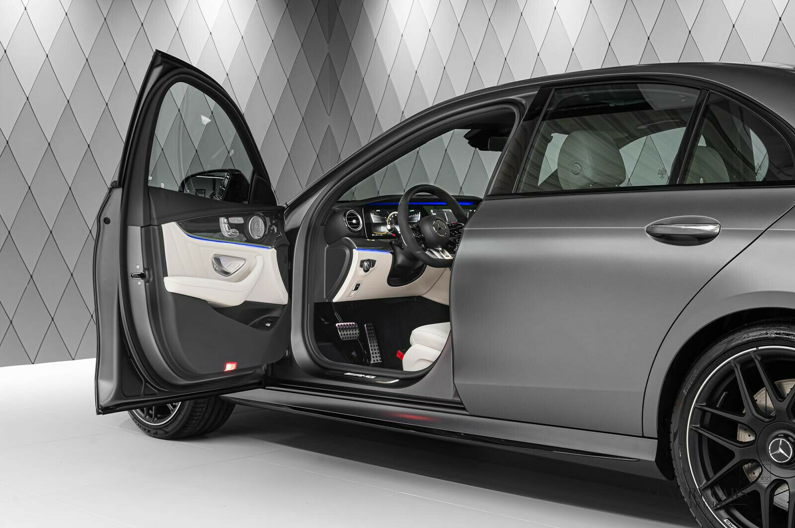 2021 Mercedes-Benz E 63 AMG S+, 8/22
