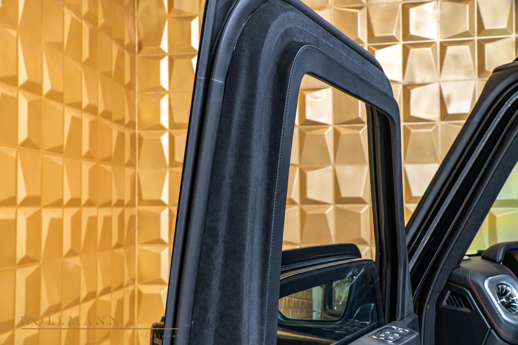 2021 Mercedes-Benz G 63 AMG ARMOURED interior, door panel, Customized Leather Black