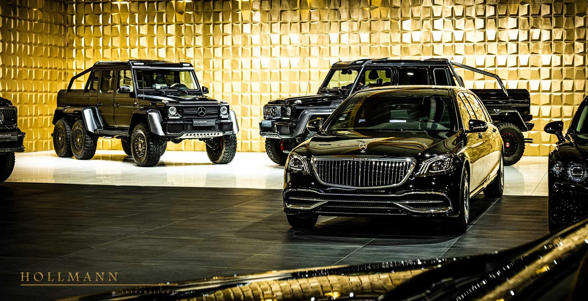 2014 Mercedes-Benz G 63 AMG 6x6 for sale, exterior, Night Black Magno