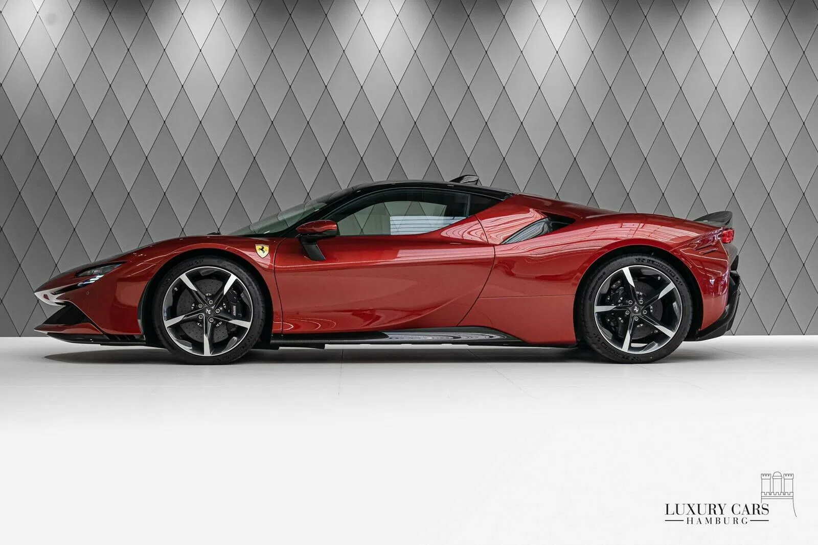 2021 Ferrari SF 90 Stradale for sale, exterior, red