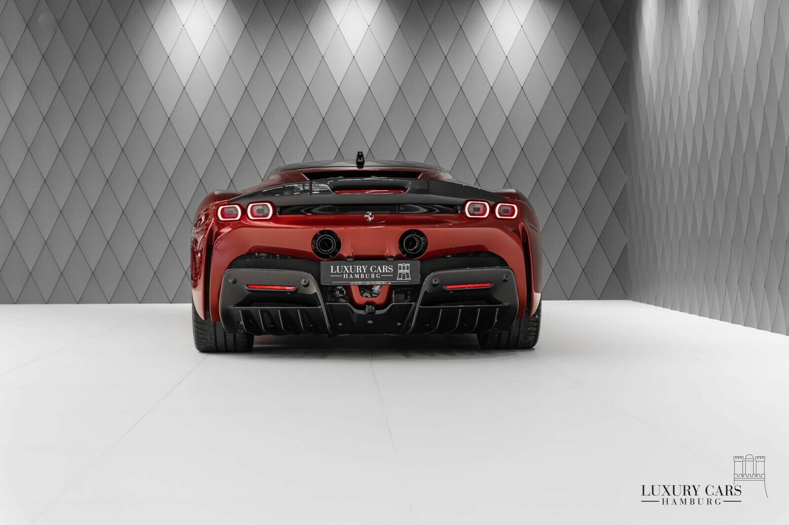 2021 Ferrari SF 90 Stradale, 5/16