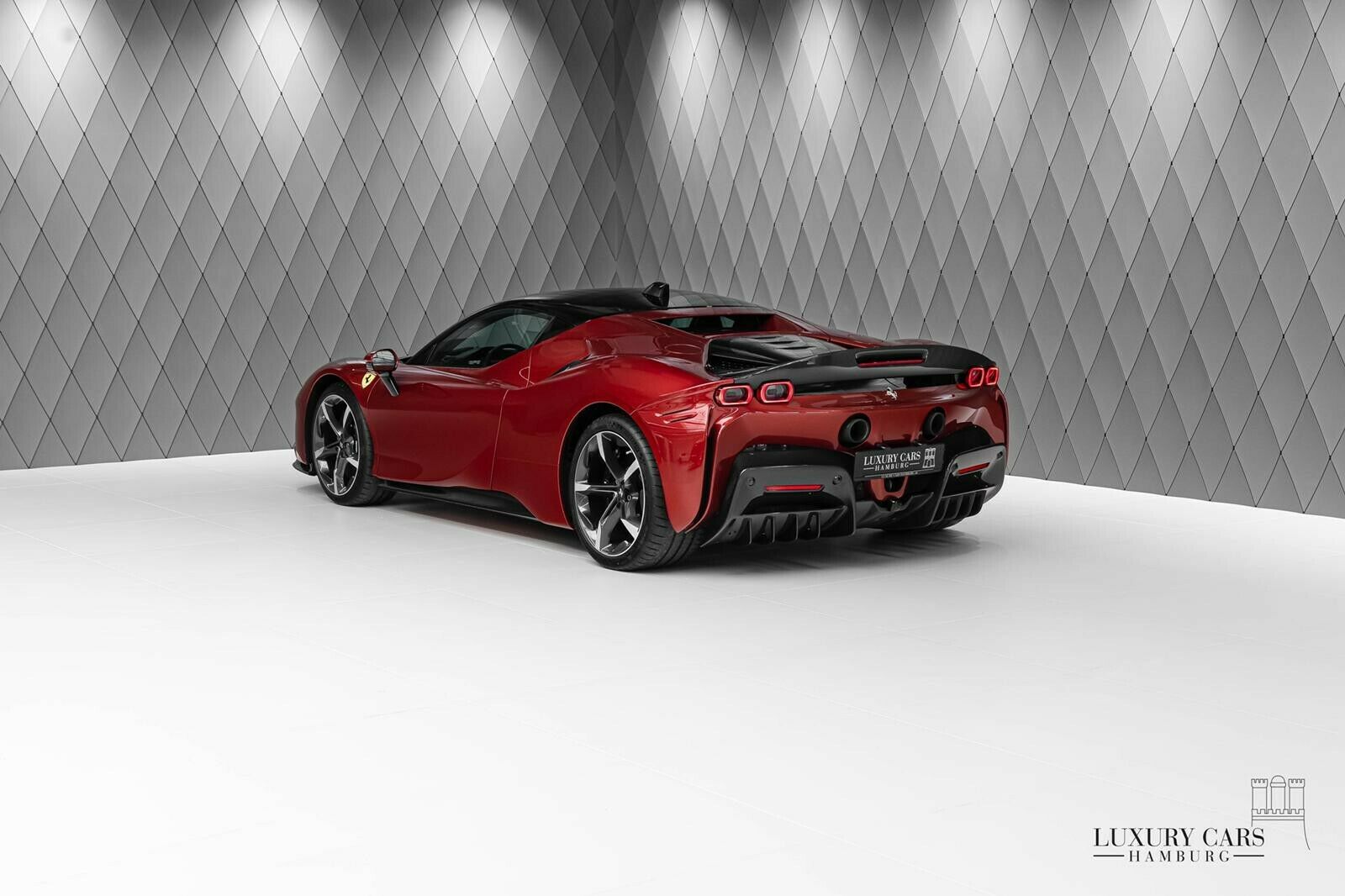 2021 Ferrari SF 90 Stradale, 6/16