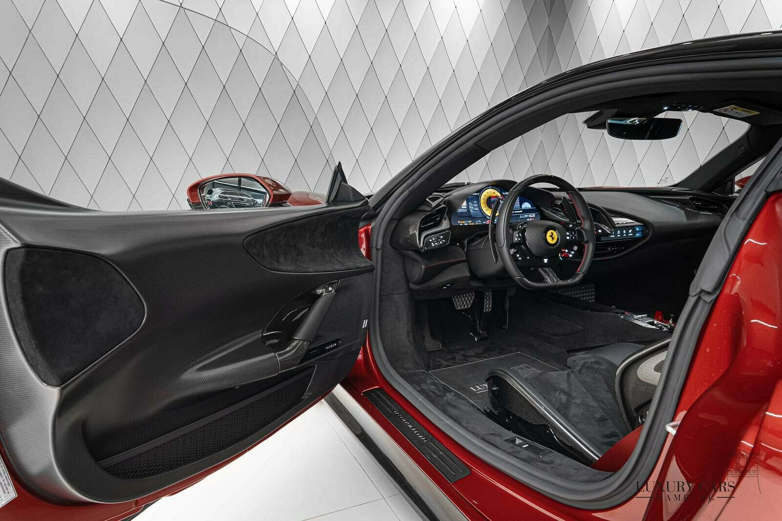 2021 Ferrari SF 90 Stradale, 15/16