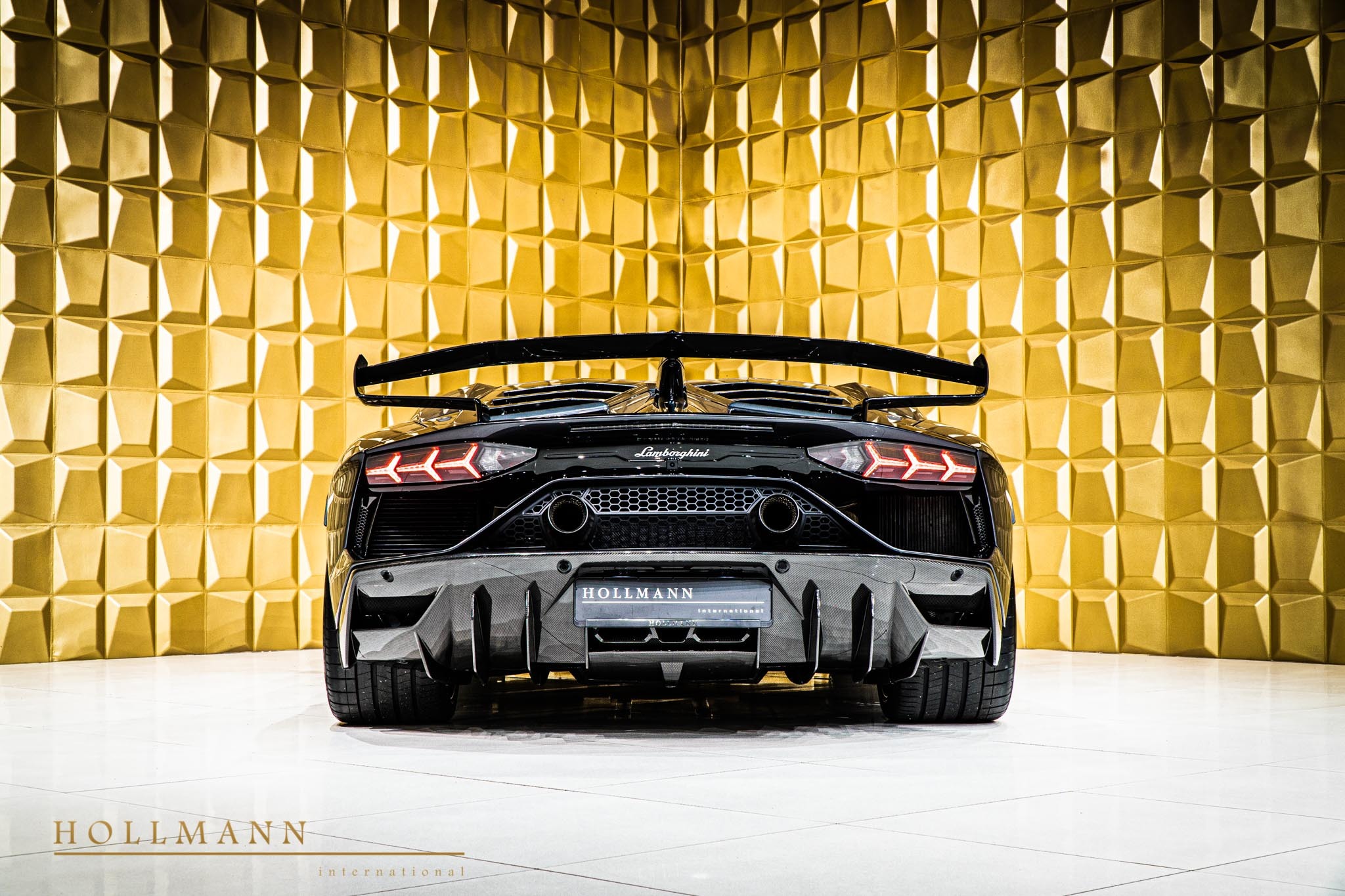 2021 Lamborghini Aventador SVJ, 4/17