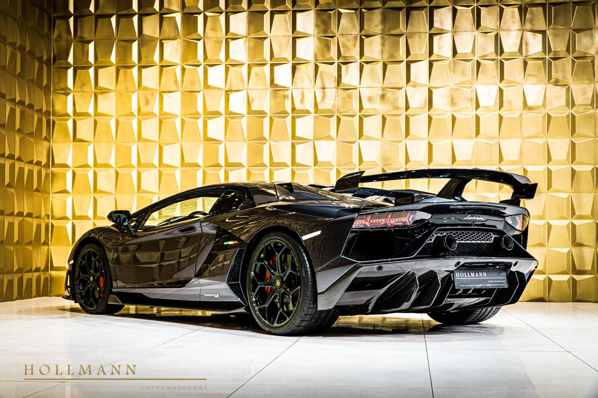 2021 Lamborghini Aventador SVJ, 5/17