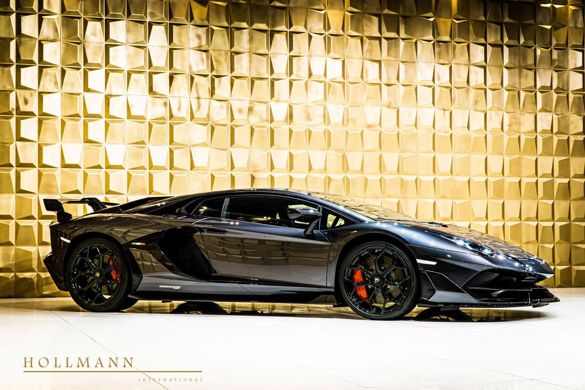 2021 Lamborghini Aventador SVJ for sale, exterior, Grigio Estoque