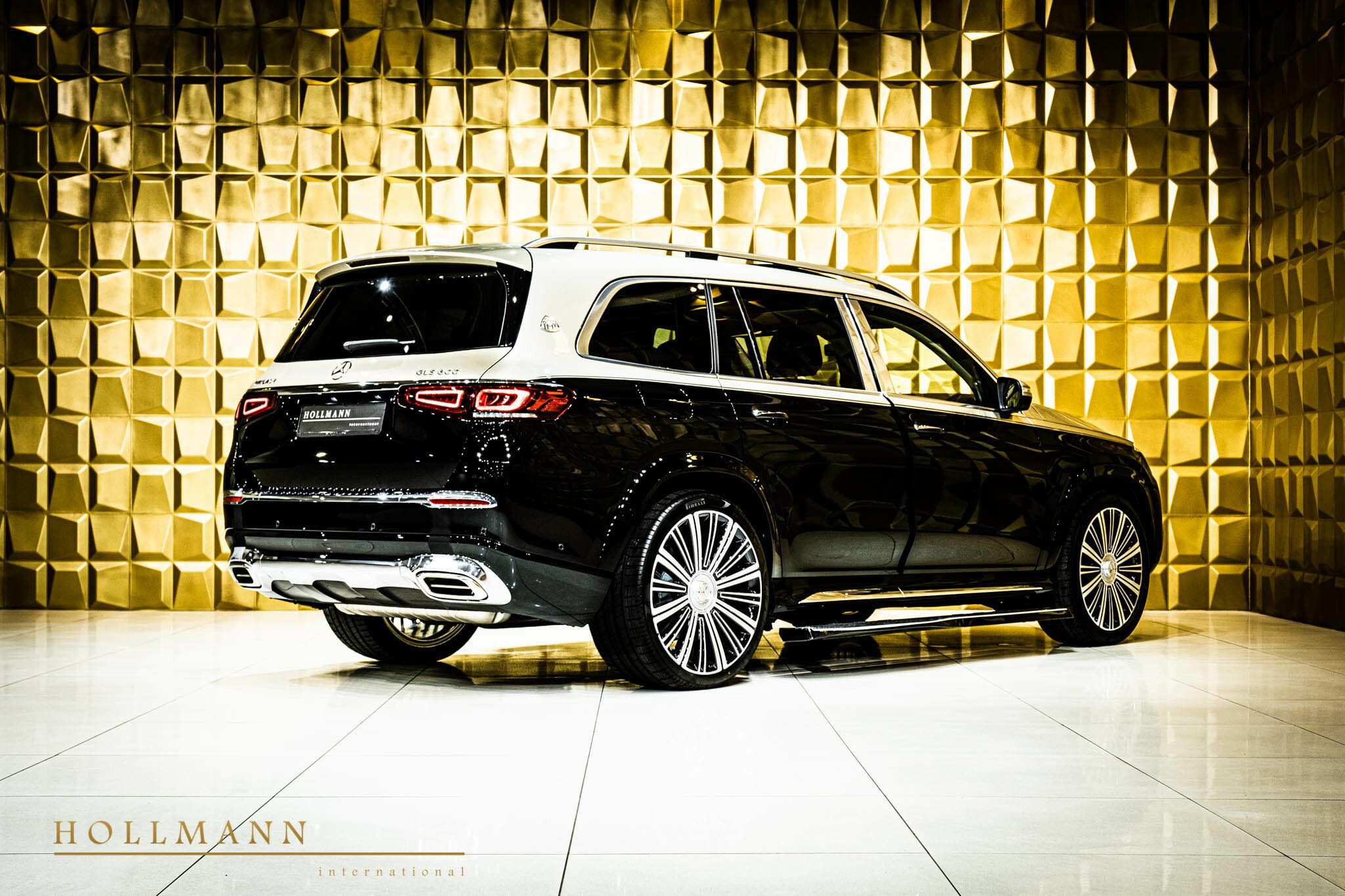 2021 Mercedes-Maybach GLS 600, 24/32