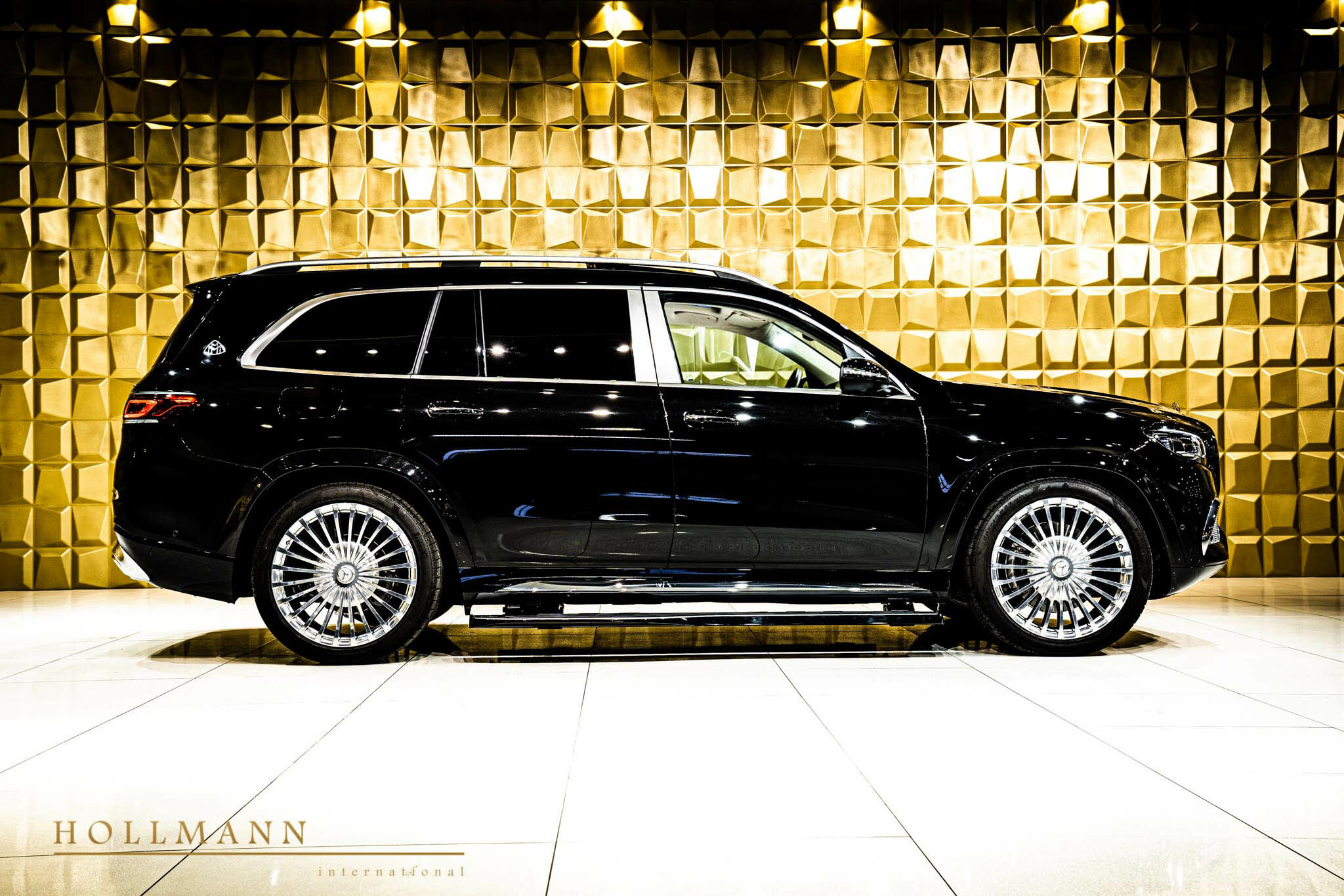 2021 Mercedes-Maybach GLS 600, 3/32