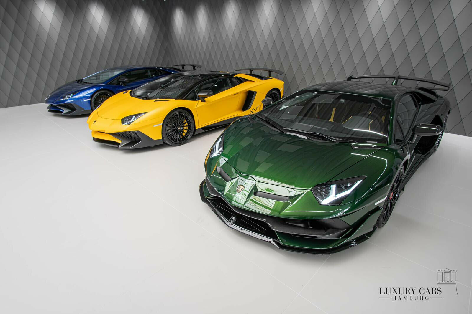 2021 Lamborghini Aventador SVJ Coupe LP770-4, 16/17