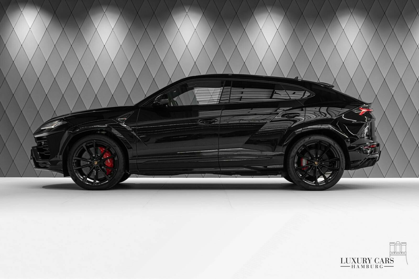 2021 Lamborghini Urus, 3/17