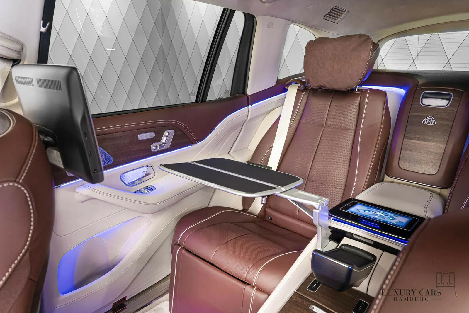 2020 Mercedes-Maybach GLS 600 interior, seats, Brown