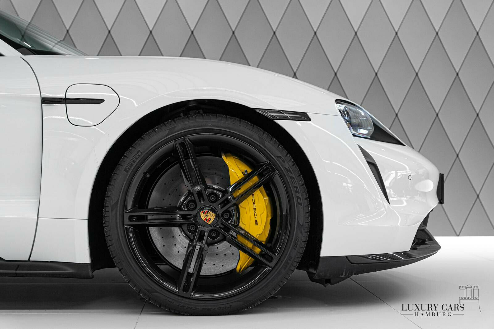 2021 Porsche Taycan Turbo S, 5/20