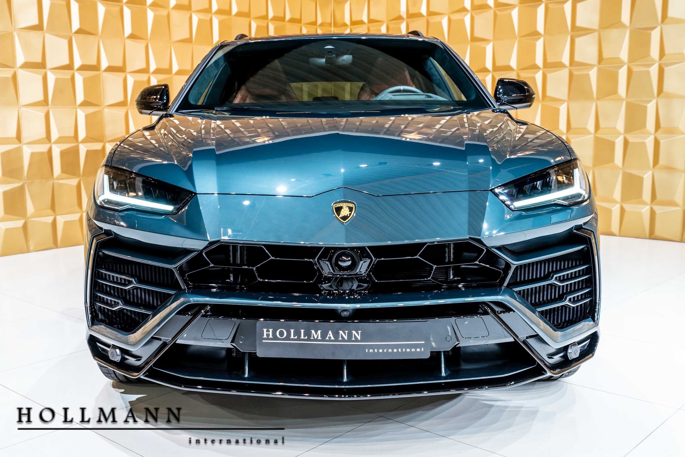2019 Lamborghini Urus, 10/20