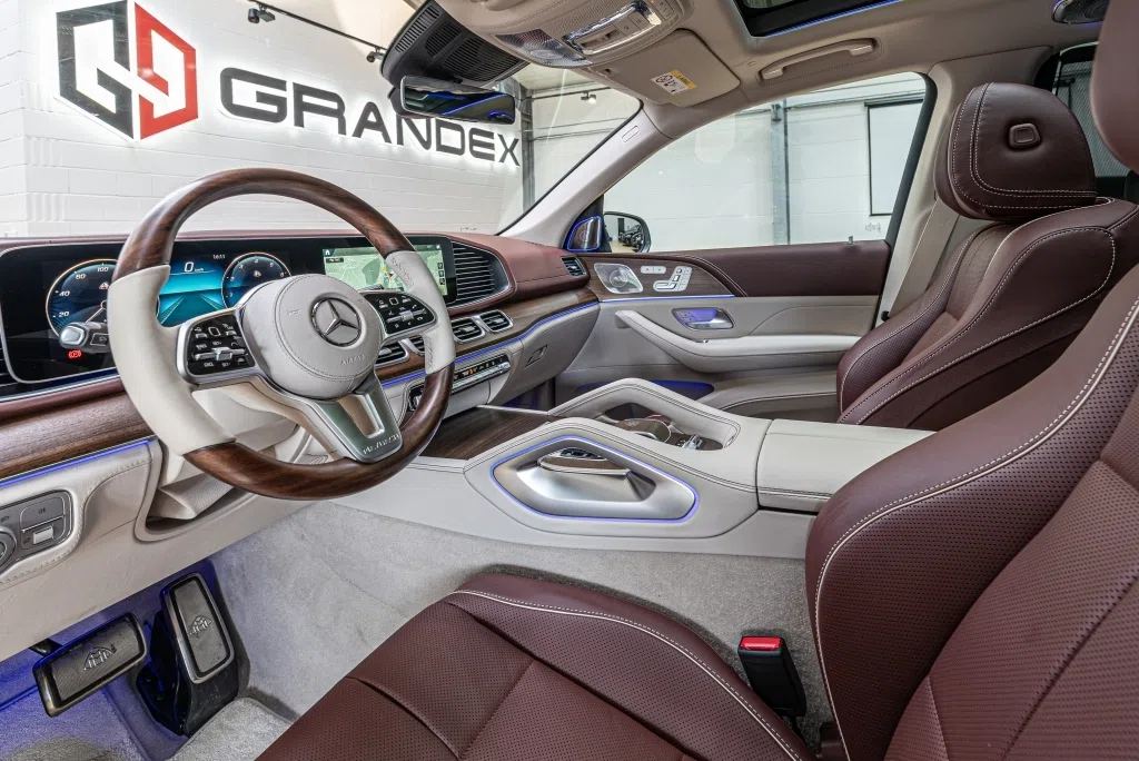 2021 Mercedes-Maybach GLS 600, 10/28