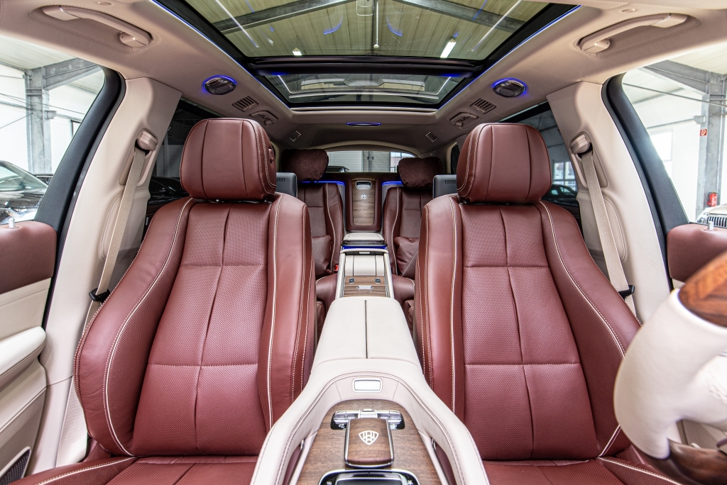 2021 Mercedes-Maybach GLS 600, 11/28