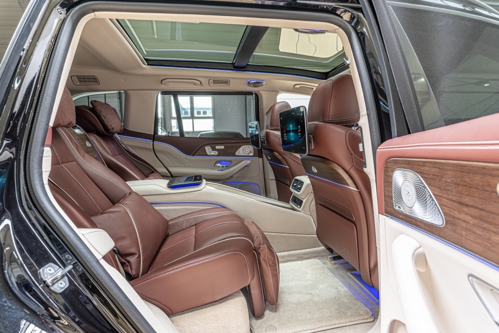 2021 Mercedes-Maybach GLS 600, 14/28