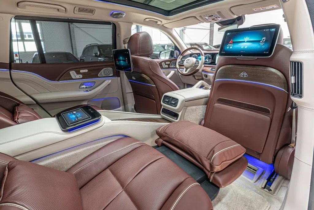 2021 Mercedes-Maybach GLS 600, 16/28
