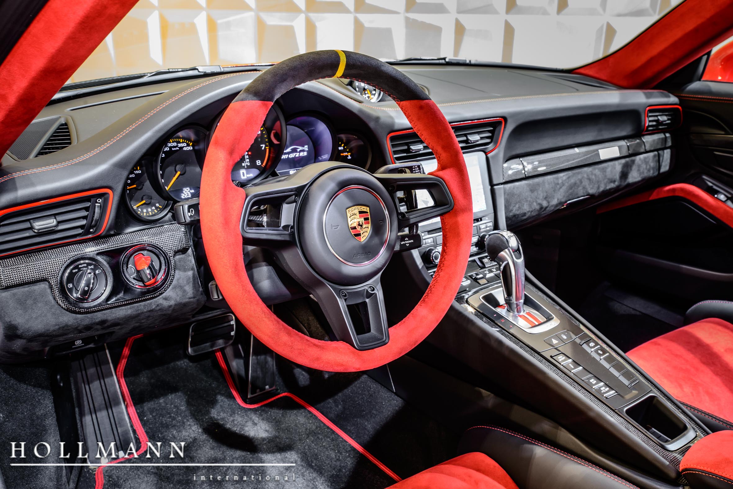 2018 Porsche 911 GT2 RS WEISSACH PACK, 14/16