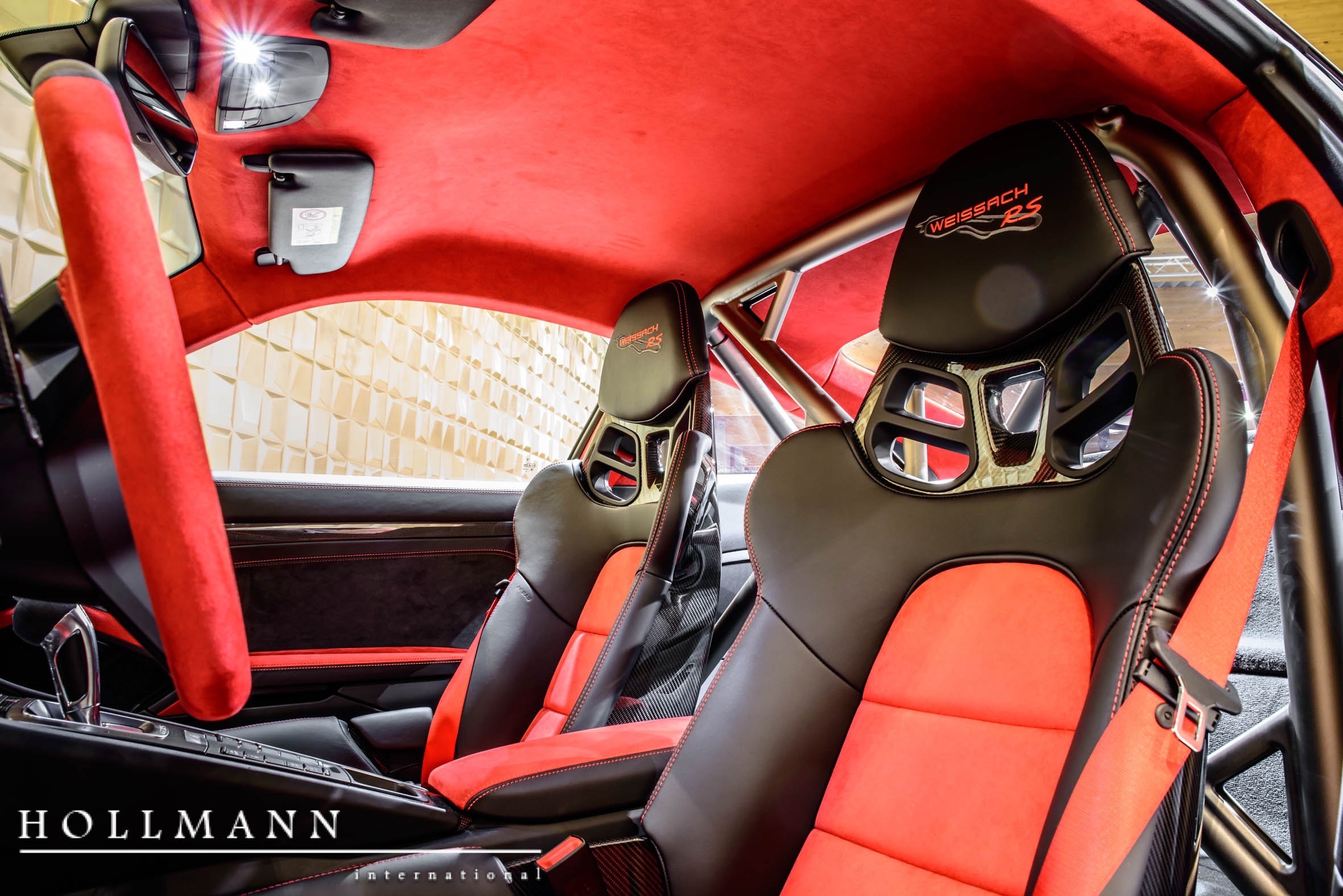 2018 Porsche 911 GT2 RS WEISSACH PACK, 15/16