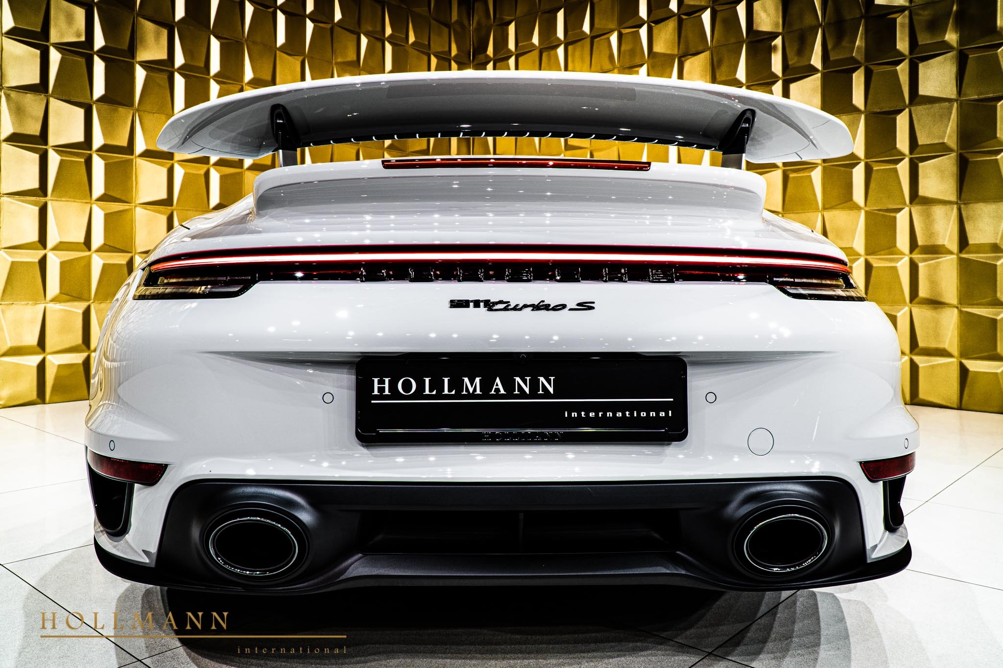 2021 Porsche 911 Turbo S Cabriolet, 14/20