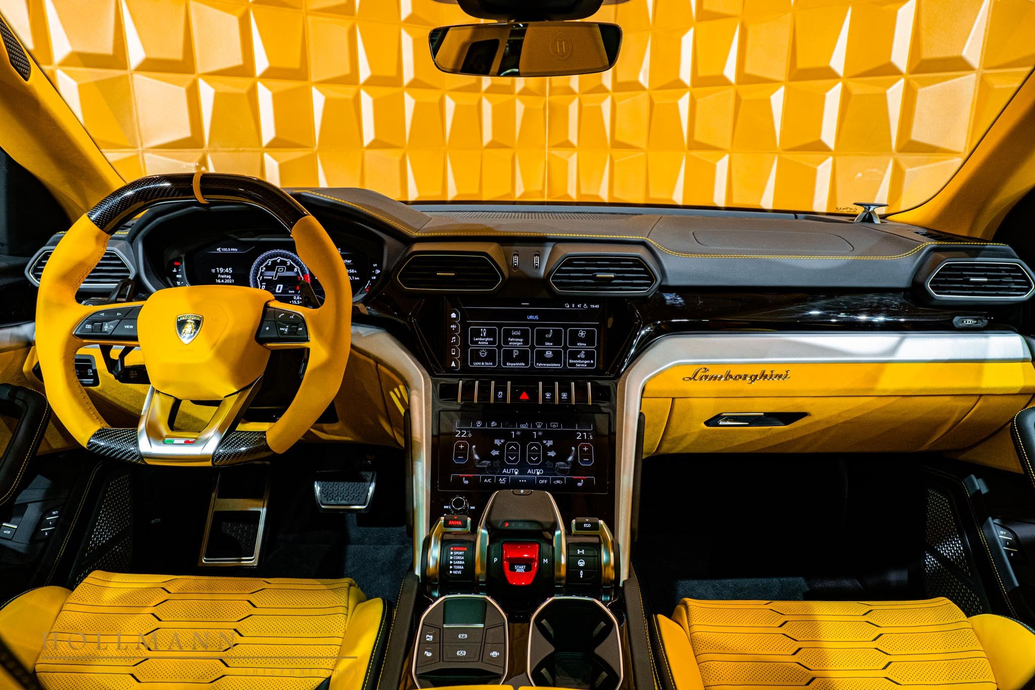 2021 Lamborghini Urus by NOVITEC, 3/20