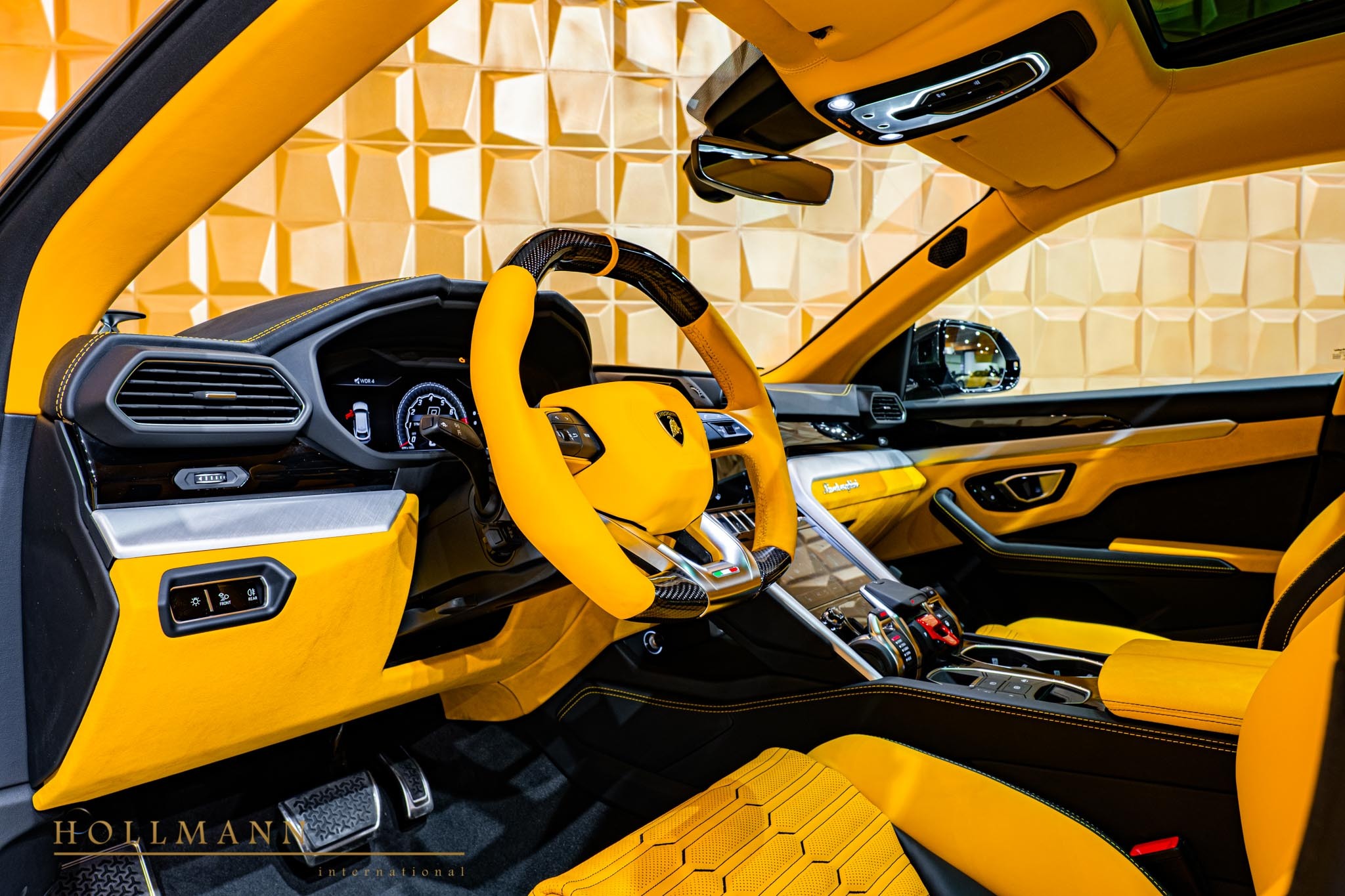 2021 Lamborghini Urus by NOVITEC, 13/20
