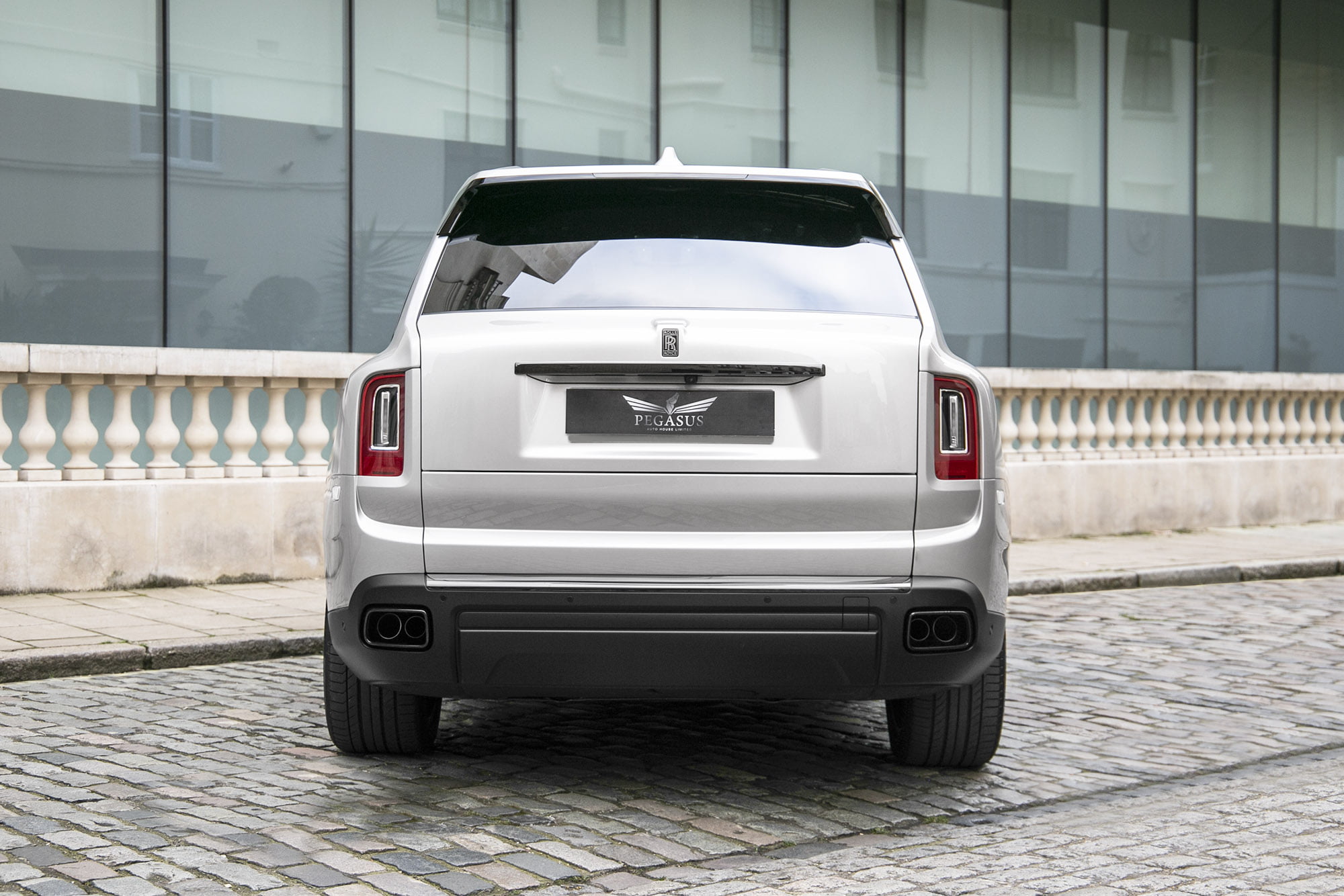2021 Rolls-Royce Cullinan Black Badge, 17/20