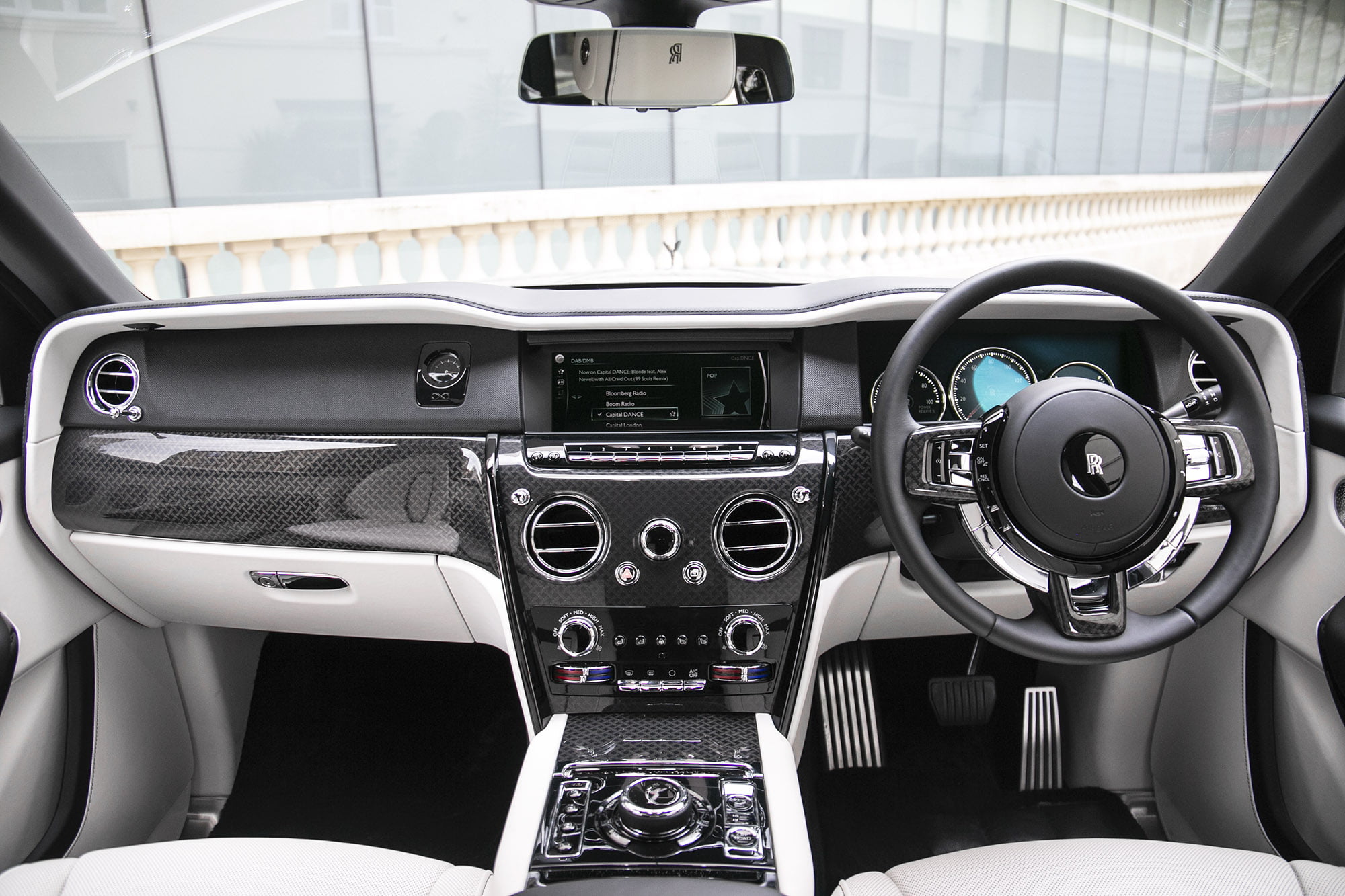 2021 Rolls-Royce Cullinan Black Badge, 18/20