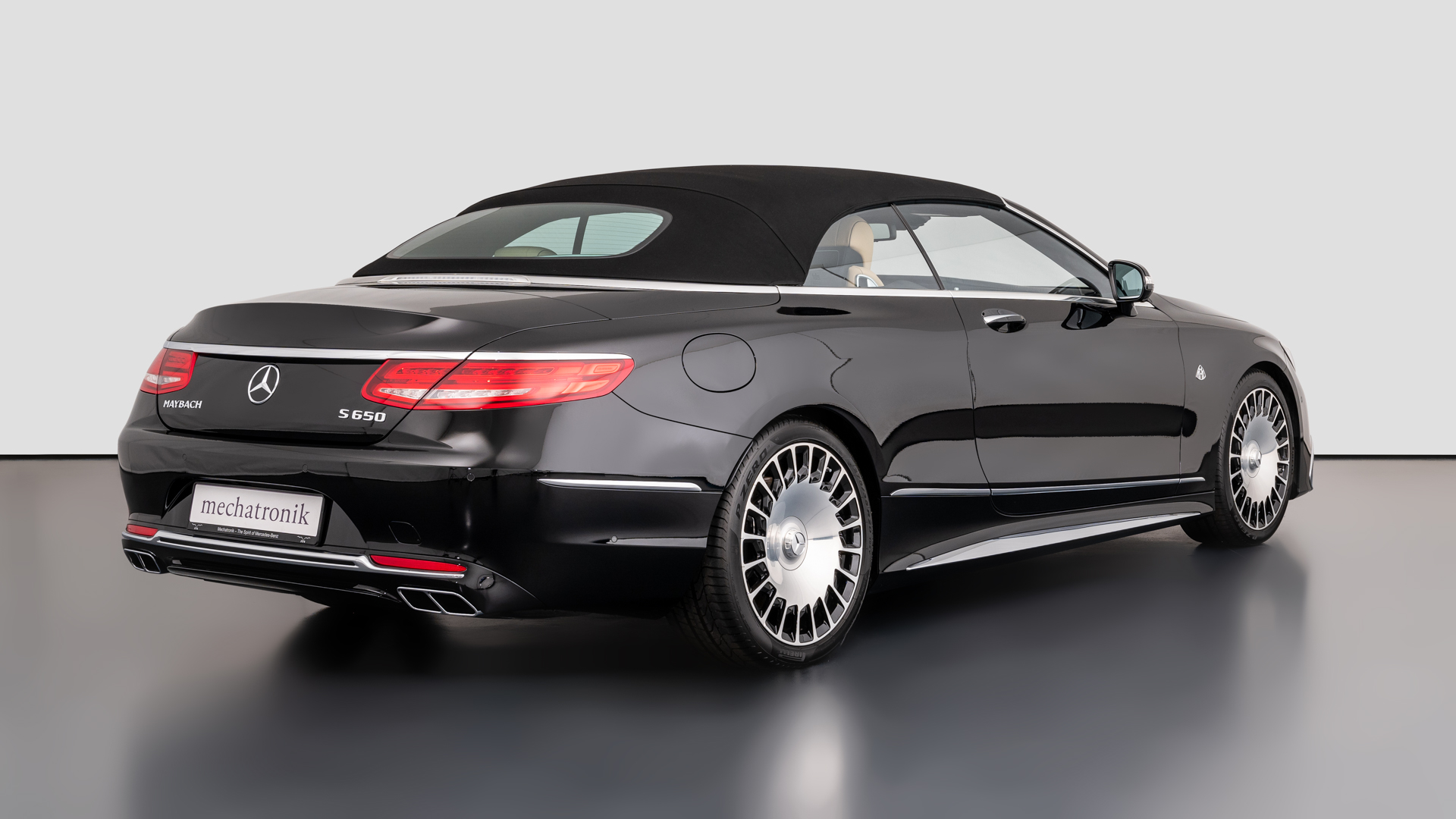 2017 MERCEDES-MAYBACH S650 CABRIOLET, 3/17