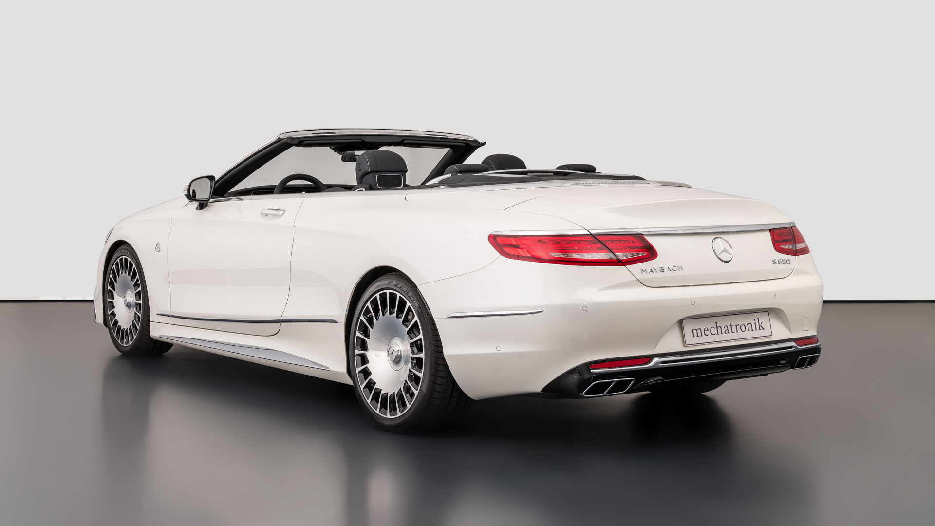 2017 MERCEDES-MAYBACH S650 CABRIOLET, 2/21