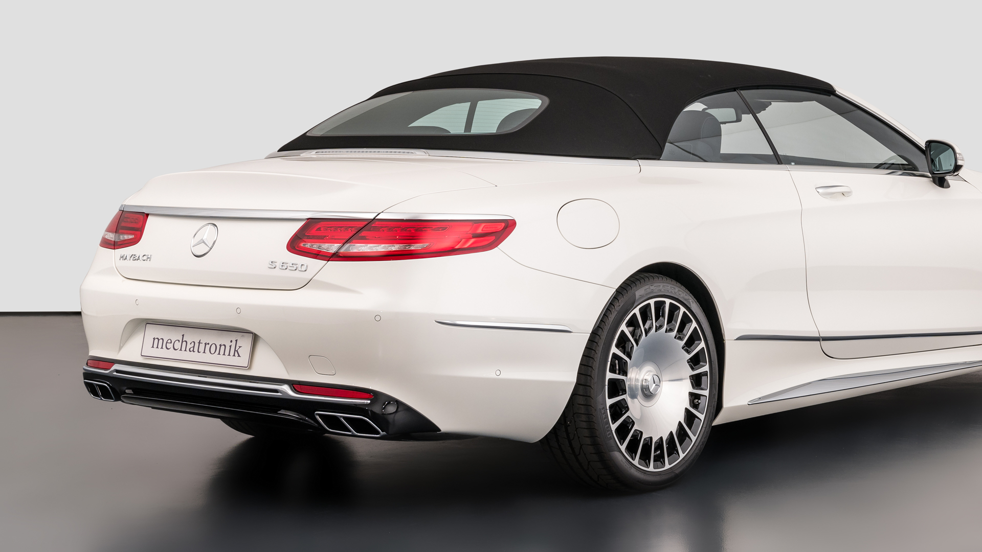 2017 MERCEDES-MAYBACH S650 CABRIOLET, 4/21