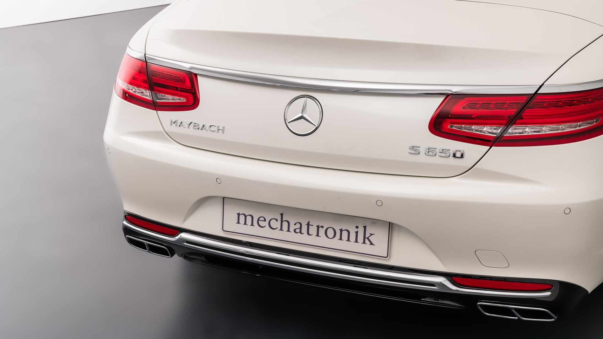 2017 MERCEDES-MAYBACH S650 CABRIOLET, 5/21